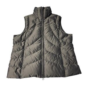 True Character 90% Goose Down 10% Goose Feather Vest Shiny Grey-Taupe Size Large